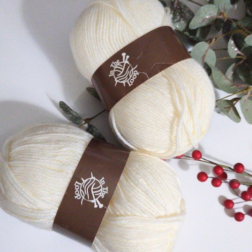 The loop yarn - in, acrylic